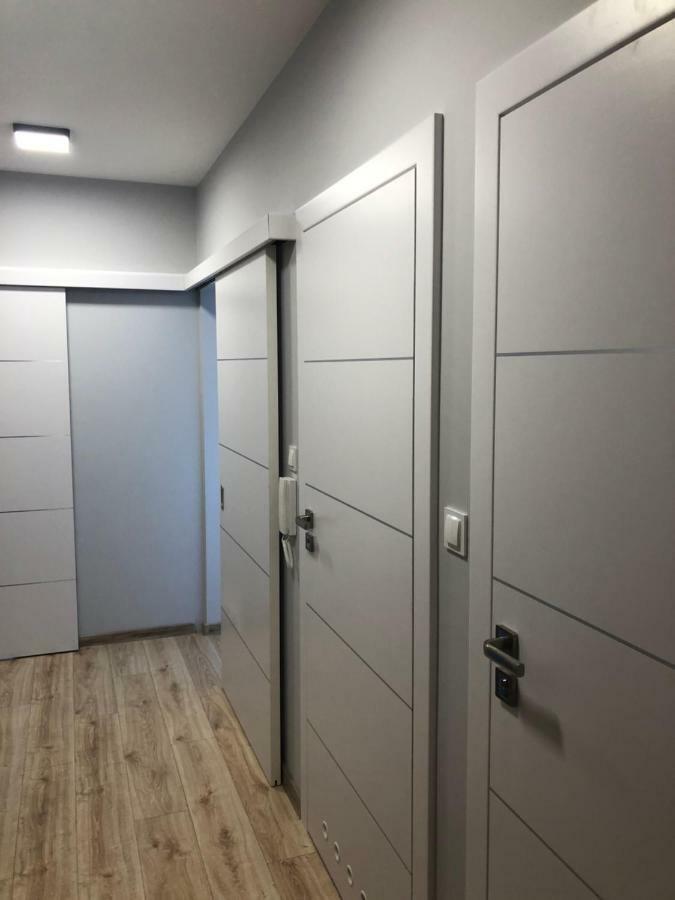 Klimatyzowany Apartament Roma Z Garazem Podziemnym Kielce Luaran gambar