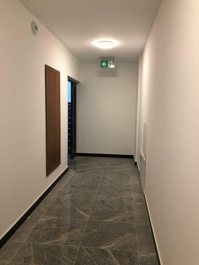 Klimatyzowany Apartament Roma Z Garazem Podziemnym Kielce Luaran gambar