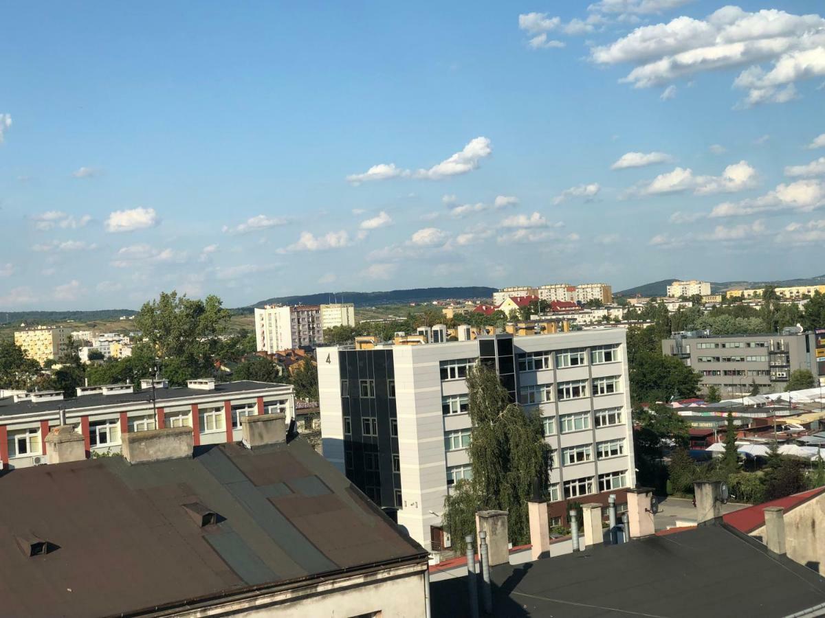 Klimatyzowany Apartament Roma Z Garazem Podziemnym Kielce Luaran gambar