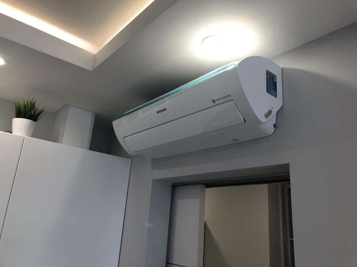 Klimatyzowany Apartament Roma Z Garazem Podziemnym Kielce Luaran gambar